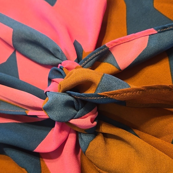 Floral Sleeveless Knot Top - Pink and Brown From Evereve - Picture 3 of 4